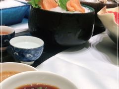 -红鼎豆捞·非遗鲍皇汤火锅(宝丰路店)