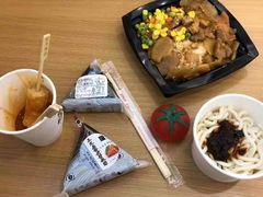 -邻几便利店(新城国际店)