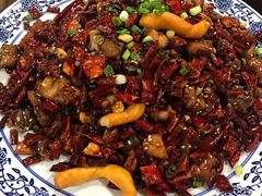 -黄桷树曹家私房菜(江与城店)