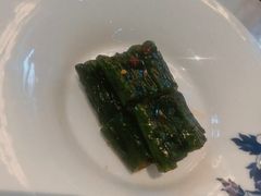 -浅深(世茂滨江精品店)