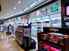 -日上免税店(三径路t3店)
