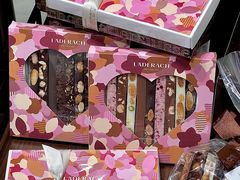 -Laderach 莱德拉(上海环贸iapm店)