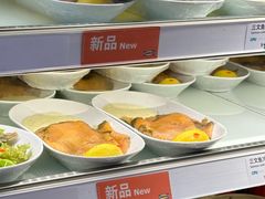 香草三文鱼沙拉-宜家·瑞典风味餐厅(烟台路店)