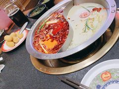 -沸炉重庆老火锅(军事博物馆店)