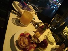 -澳门旅游塔360°旋转餐厅(南湾湖广场店)