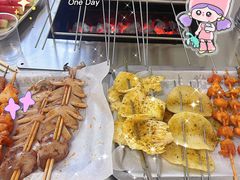 -喝丢一只鞋海鲜烧烤·海肠捞饭(北京街店)