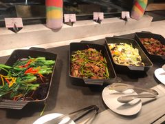 -飨食汇全日制餐厅·昆山皇冠假日酒店(九方店)