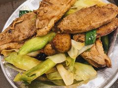 -华中科技大学东三学生食堂