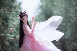 -九月鹰飞汉服摄影工作室