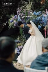 -拉瑞娜LaReine婚纱礼服高级定制