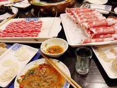 -楼外楼大刀肉传统火锅(西安大路店)