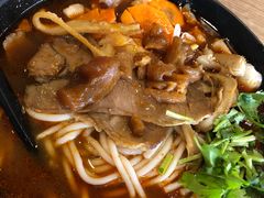 -鑫花溪牛肉米粉(凤凰街创始总店)