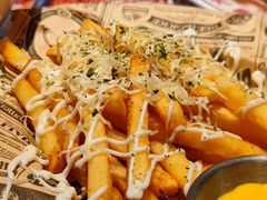 -港丽餐厅(来福士店)