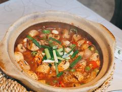 -巴厘龙虾·榜首油焖大虾(音乐学院·沿江酒馆店)