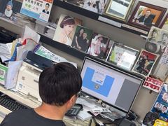 -红裙子照相馆(曹安路轻纺市场店)