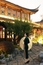 -一揽芳华汉服旗袍体验馆(拙政园店)