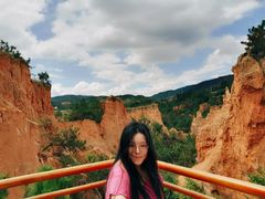 -彩色沙林风景区