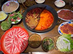 -萍姐火锅·公路夜市(武汉首店)