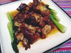 -香巴拉云南餐厅(华莱坞店)