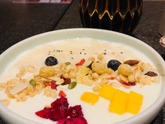 米釀鲜果酸奶-丝路金桃·新疆菜(徐汇店)