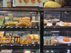 面包甜点陈列柜-星巴克(西湖天地店)