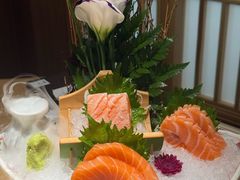 三文鱼逸品刺身-阿吾罗·月咏精致日料(港汇恒隆广场店)