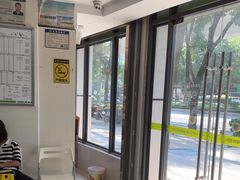 -瑞鹏·疫苗·绝育·宠物医院(金沙洲店)