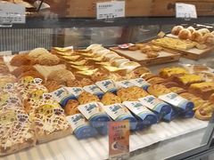 -面包新语(宝龙店)