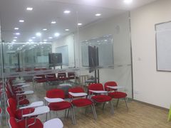 -美联英语(绿宝中心)