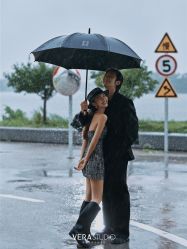 -至臻微拉婚纱摄影