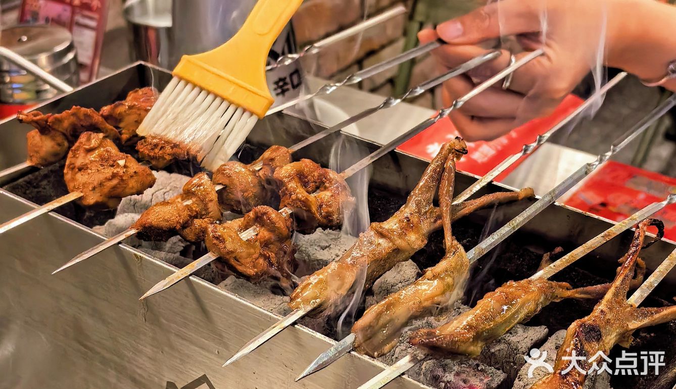 我要大声告诉你们 我又挖到了一家宝藏店，可以吃到啤酒锅