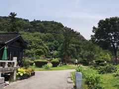 -灵岩山风景区