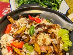 牛肝菌焖饭-广益饭店(翠湖公园北门街店)