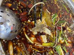 -乡土特色.冷锅鱼.牦牛肉汤锅