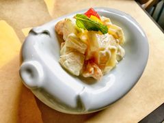 凤梨虾球-穹六人间 people 6(岳阳路店)