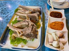 -三江源美食城