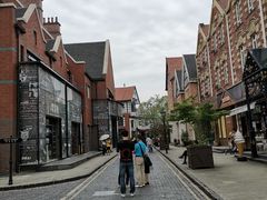 -钟书阁(松江泰晤士小镇店)