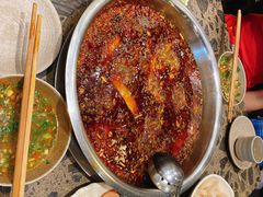-肖肖酸萝卜鱼火锅(总店)