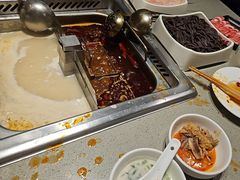 -海底捞火锅(让胡路万达店)