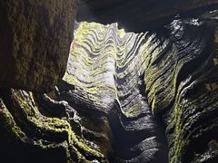 -梭布垭石林景区