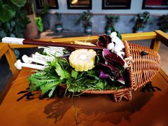 -野山舂·贵州现舂酸汤牛肉(民生路店)