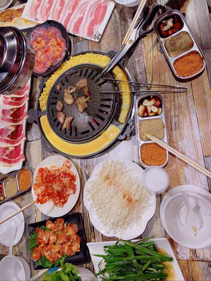 火焰山·东北炭火烤肉(兴业路店)-"午餐觅食记:开车晃悠准备去吃串串