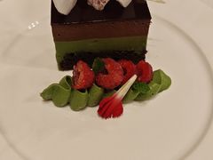 -塞纳河法国餐厅(意式风情街店)