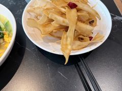 -吕氏疙瘩汤·新鲁菜(新贵和店)