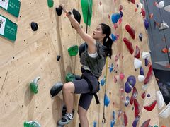 -ROCKPLUS攀岩馆(环宇城店)
