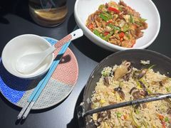 -桥边小楼·手工云南菜·古城观景小楼