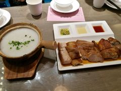 -新大咀港式茶餐厅(宝山万达店)