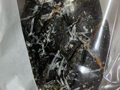 法式罗勒飞鱼籽包-好利来(上海长宁龙之梦店)