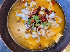 -江宴渔村·鱼鲜土菜(紫荆广场店)