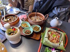 -桥边小楼·手工云南菜·古城观景小楼